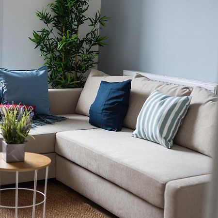Lovely 1-Bedroom Apartment In אדינבורו מראה חיצוני תמונה