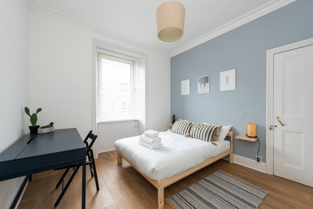 Lovely 1-Bedroom Apartment In אדינבורו מראה חיצוני תמונה