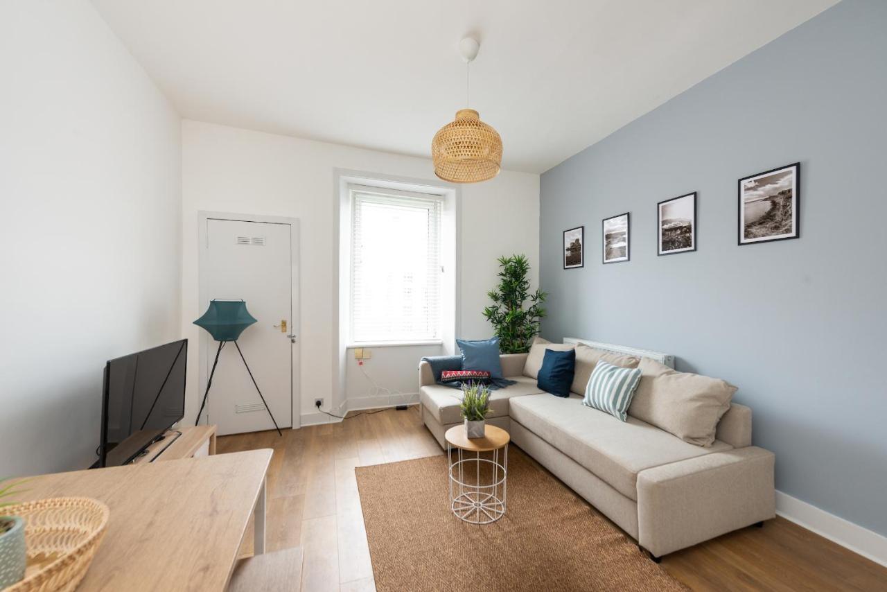 Lovely 1-Bedroom Apartment In אדינבורו מראה חיצוני תמונה