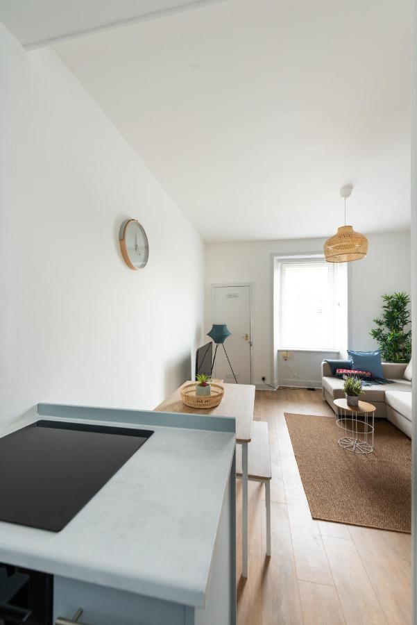 Lovely 1-Bedroom Apartment In אדינבורו מראה חיצוני תמונה